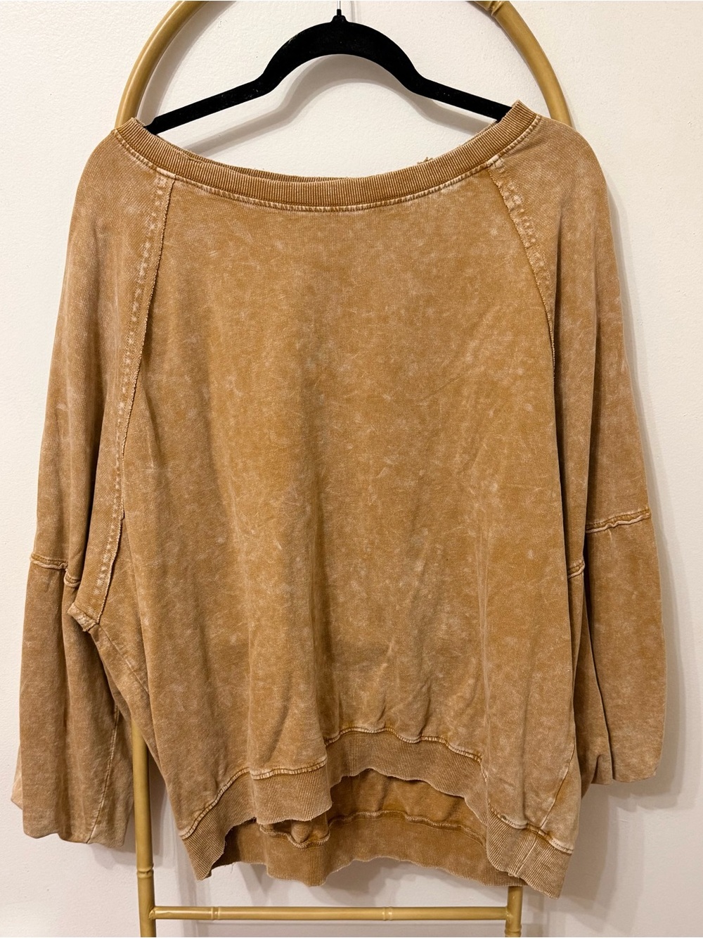 easel Washed Caramel Oversized Pullover Sweatshirt